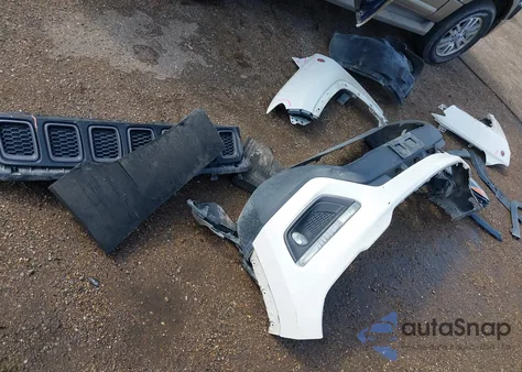 2019 Jeep Compass Trailhawk 4X4 from USA, damaged, VIN 3C4NJDDB8KT597782